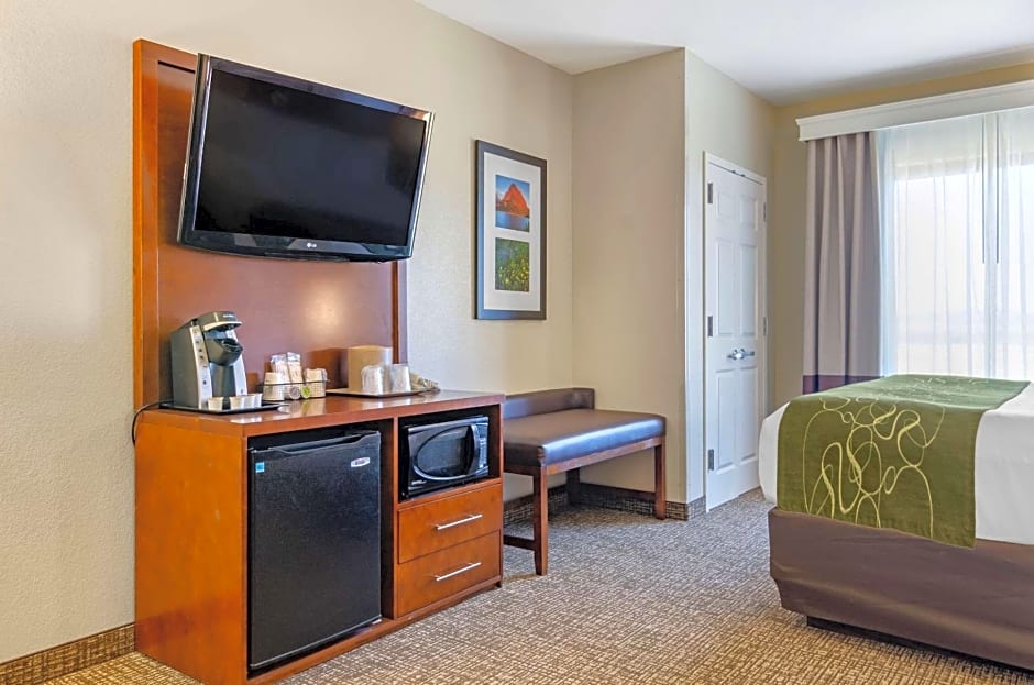 Comfort Suites Helena Airport