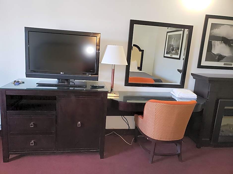 Niagara Falls Courtside Inn