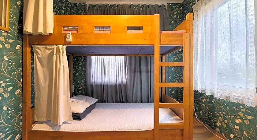 Greenday Guesthouse