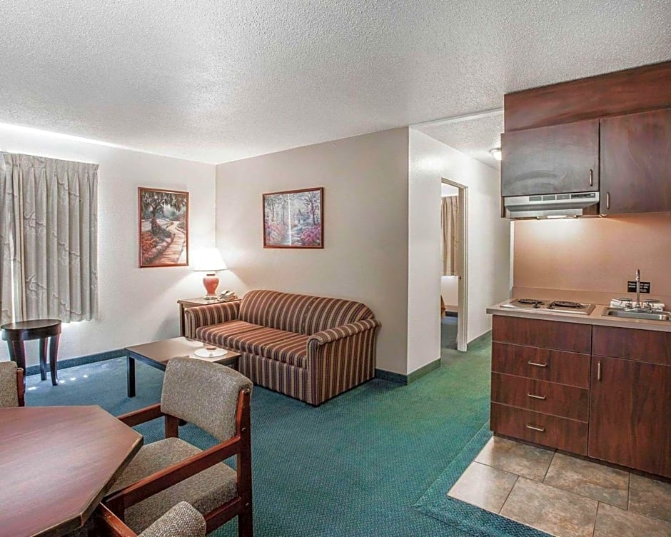 Quality Inn Port Angeles - near Olympic National Park