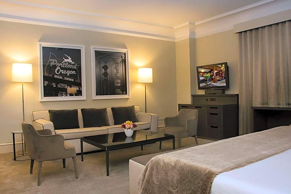 The Benson Portland, Curio Collection by Hilton