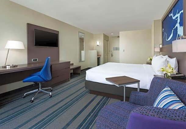 Courtyard by Marriott Boston Cambridge