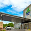 Holiday Inn Express & Suites Omaha - 120th and Maple By IHG