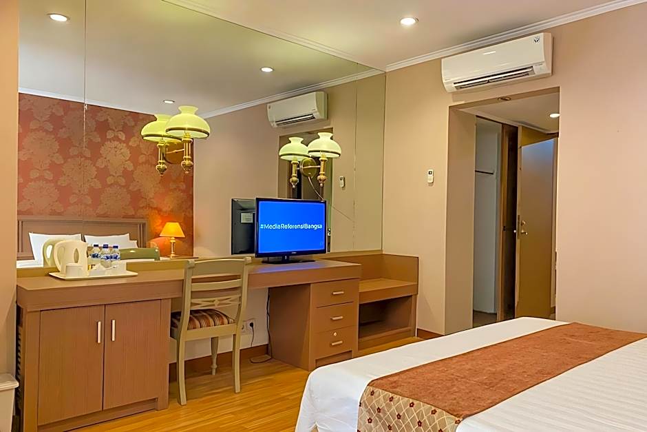 Riyadi Palace Hotel