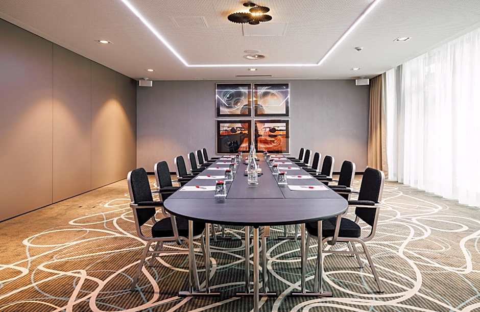 Leonardo Hotel Zurich Airport