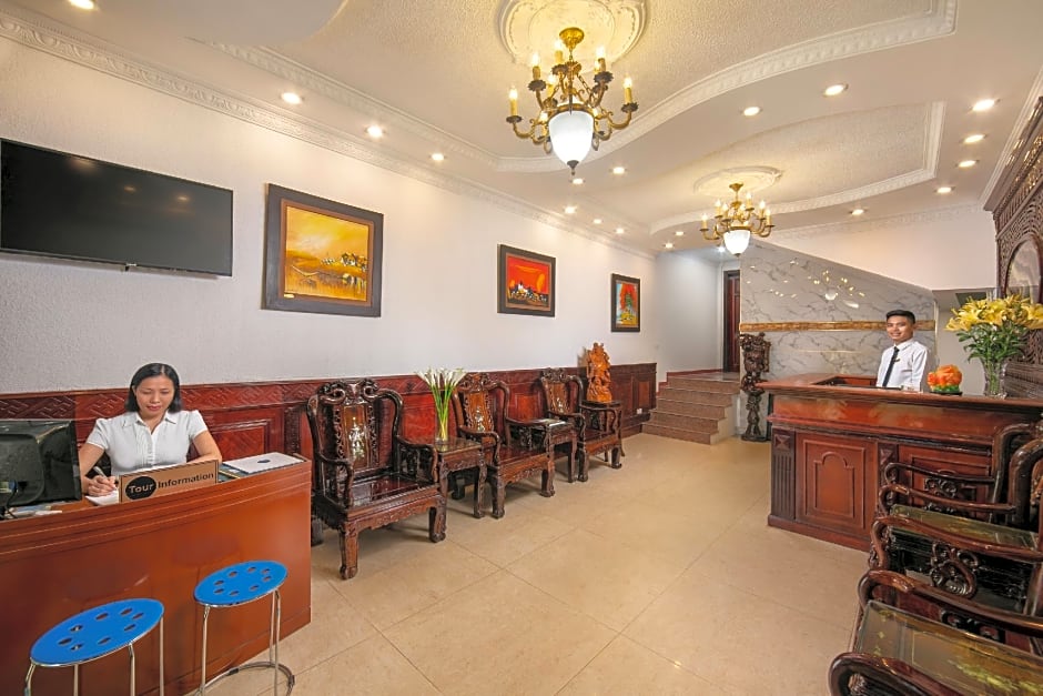 Little Diamond Hotel