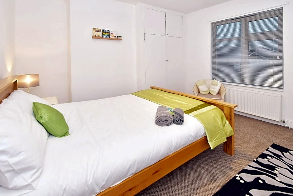 Townhouse @ Hanley Road Stoke