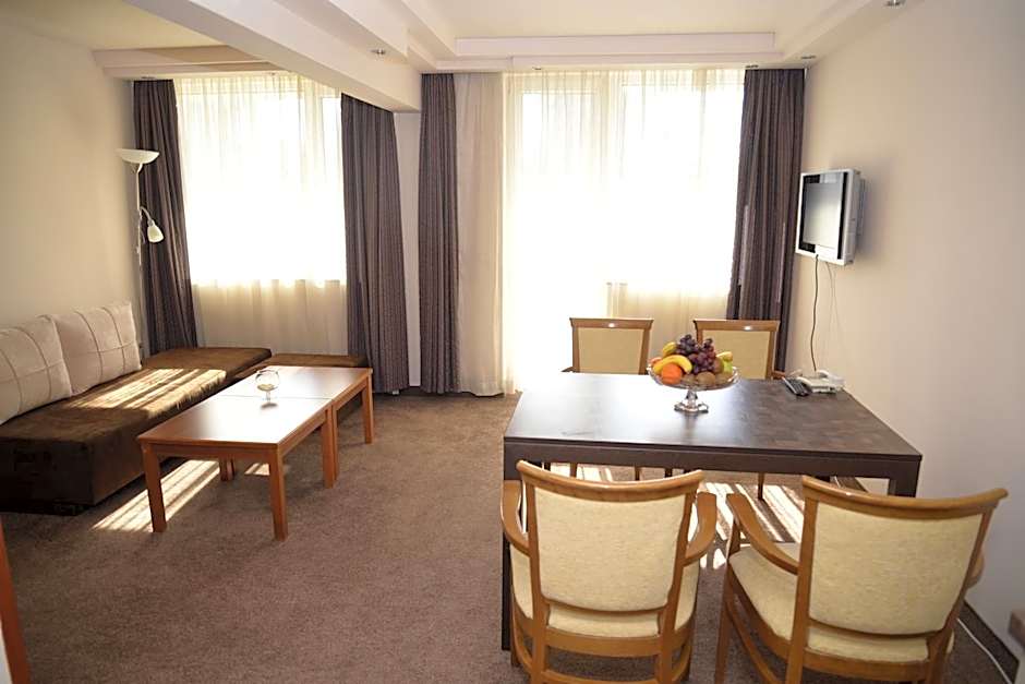 Hotel Forum - Free Parking