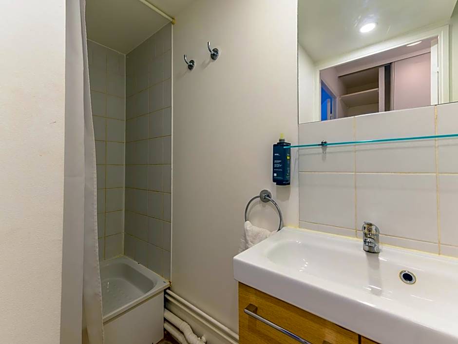 Séjours & Affaires Pantin Charles De Gaulle