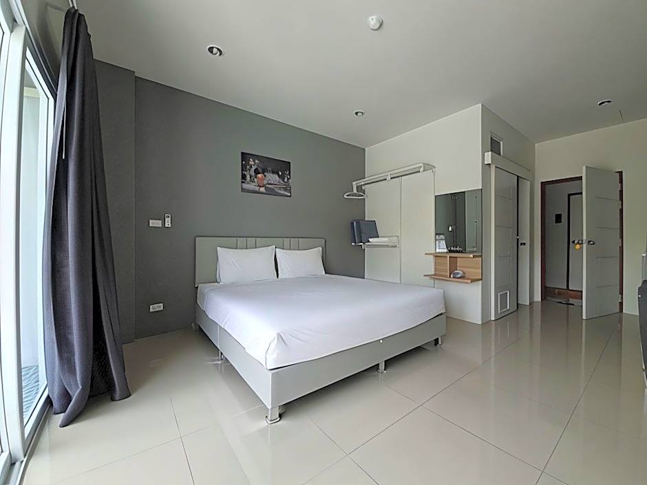 Big Buddha Hillside Hotel
