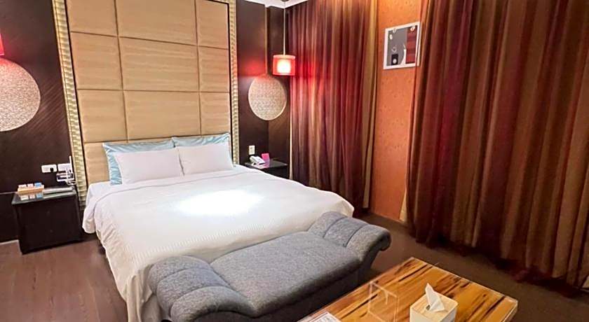 Her Home Spa Motel Douliu