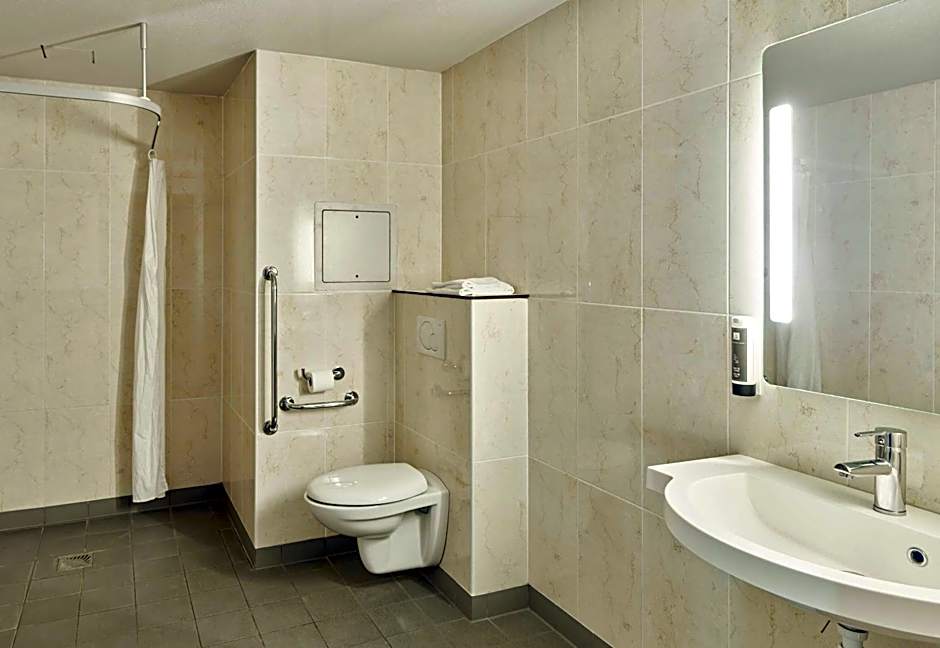 B&B Hôtel ORLY CHEVILLY Marché International