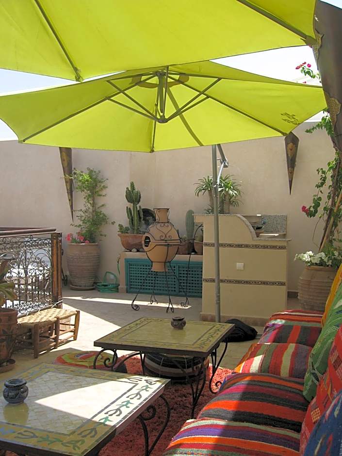 RIAD MAKENE MOUCHKILL