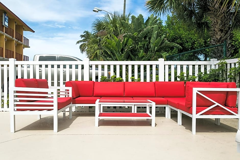 Royal Inn Beach Hutchinson Island
