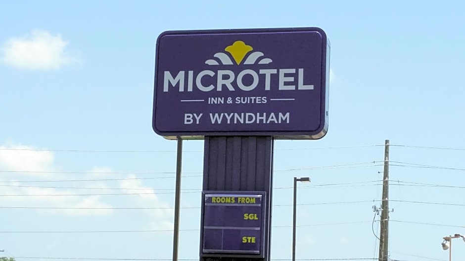 Microtel Inn & Suites by Wyndham Starkville