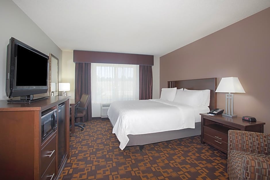 Holiday Inn Express Suites Yankton Hotel