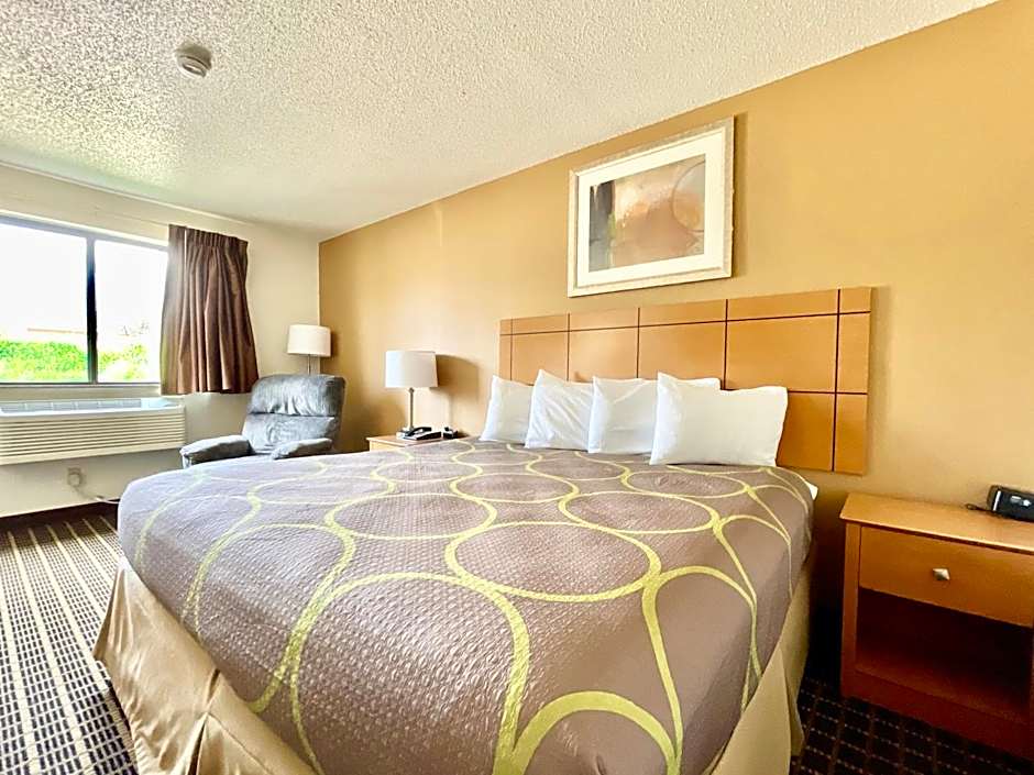 The Quincy Inn & Suites