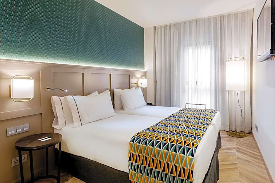 Eurostars Puerta Real