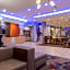 La Quinta Inn & Suites by Wyndham Greensboro Airport