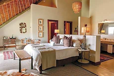 Kruger Park River Room