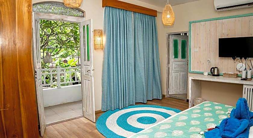 Thaproban Beach House