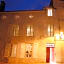 La Porte Rouge - The Red Door Inn