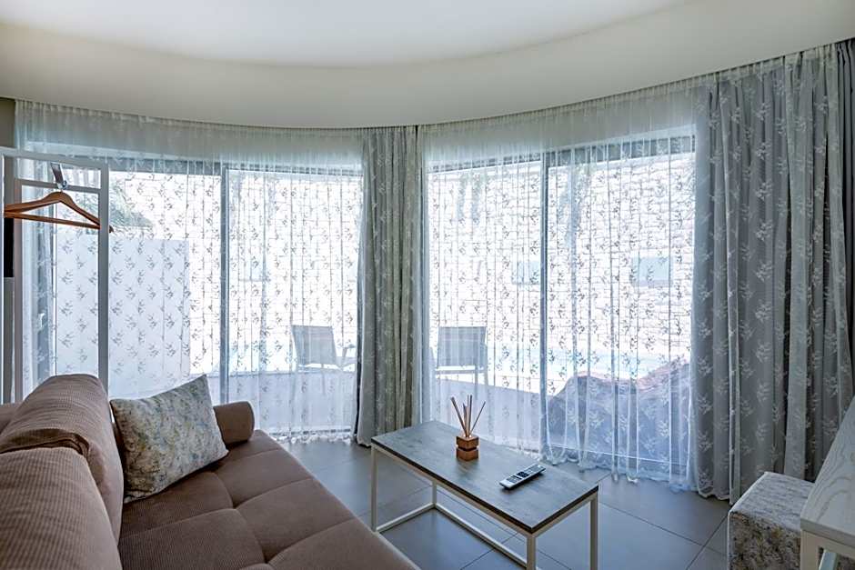 Aloe Boutique Hotel & Suites - adults only