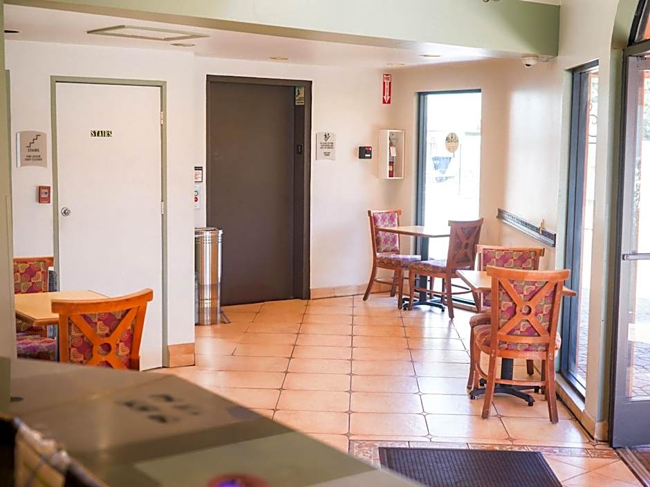 Quality Inn Burbank Airport