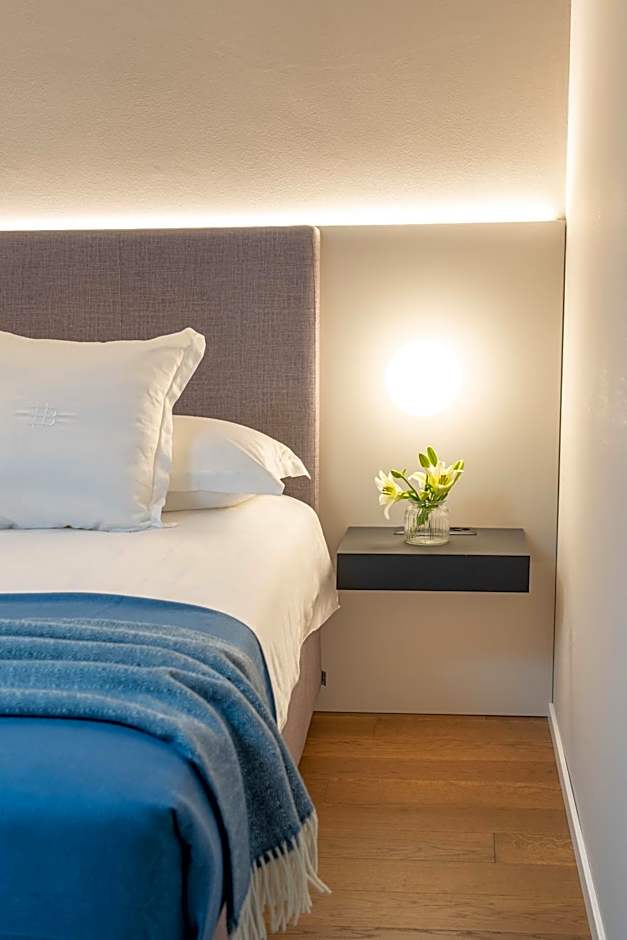 Hotel Binario