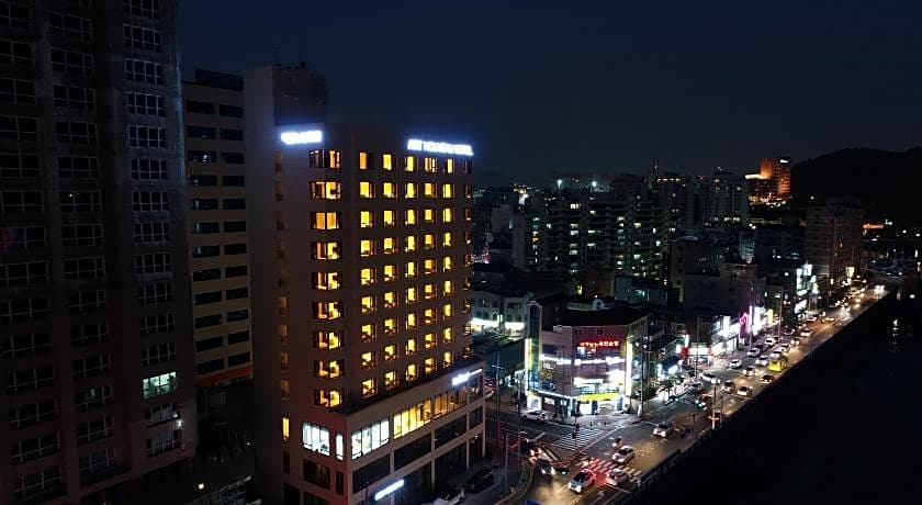 Geoje Artnouveau Suite Hotel