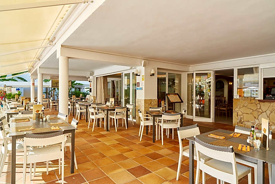 APARTAMENTOS CASA LUIS by INVISA