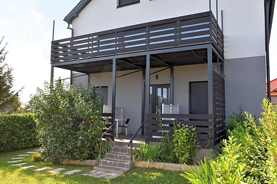 Water Lily Boutique B&B and Bungalow