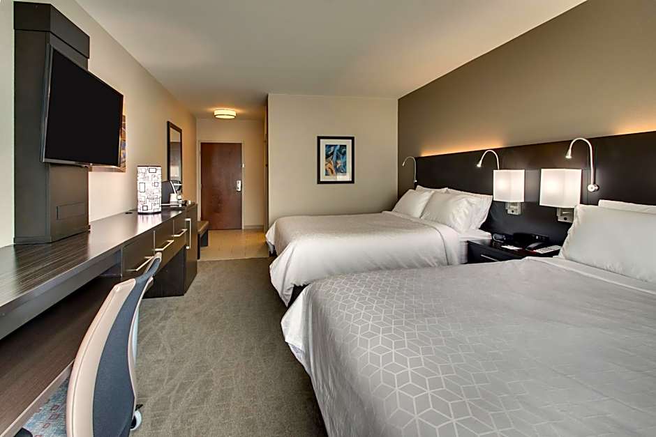 Holiday Inn Express & Suites Lancaster East - Strasburg By IHG