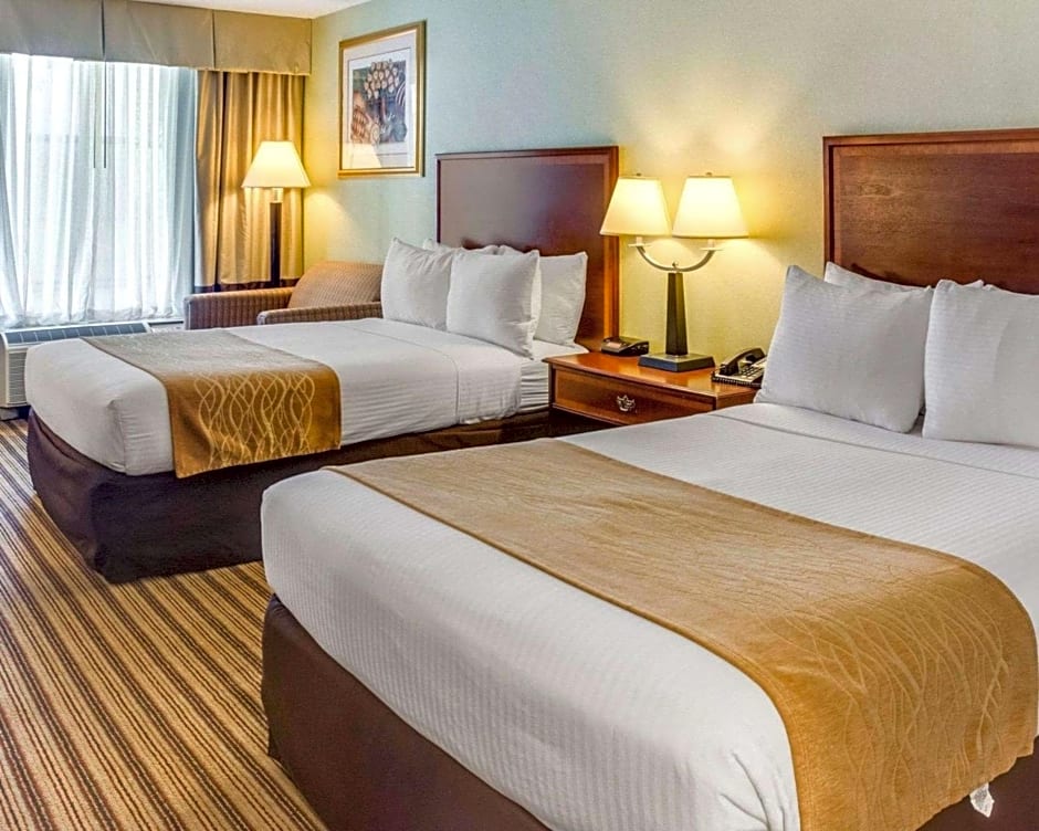 Clarion Inn