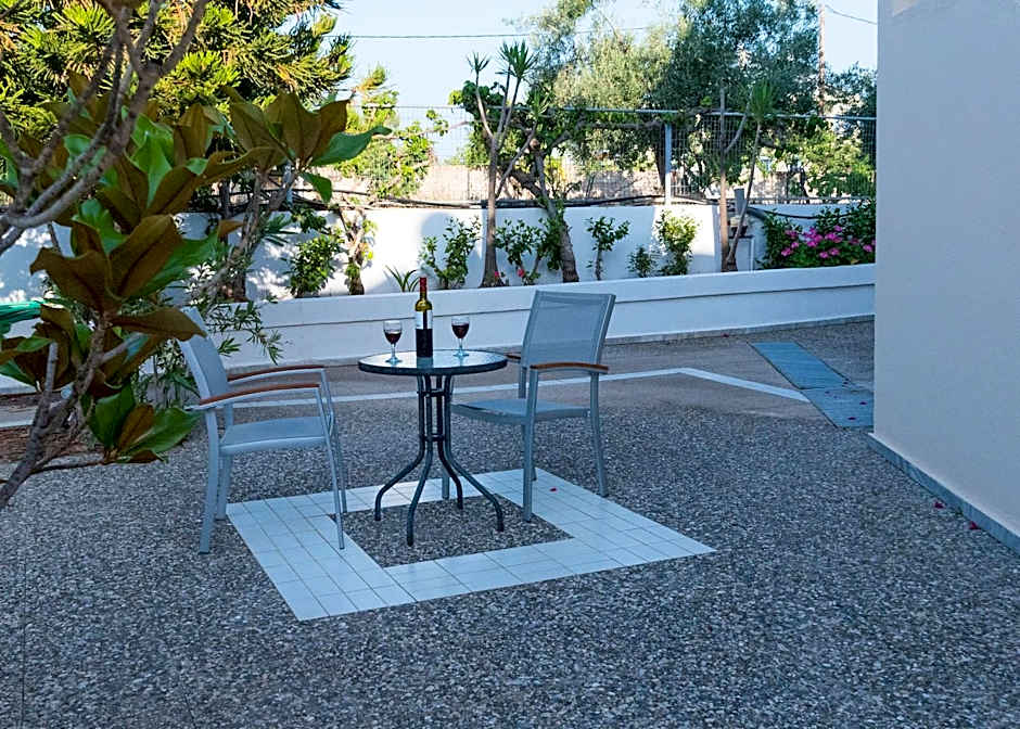 Amaryllis front beach hotel