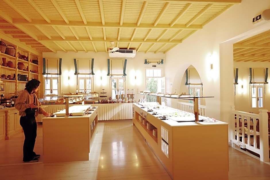 Poseidon Hotel Suites