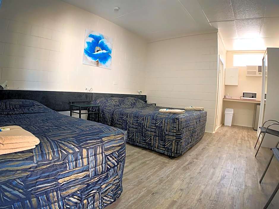 Tropical City Motor Inn