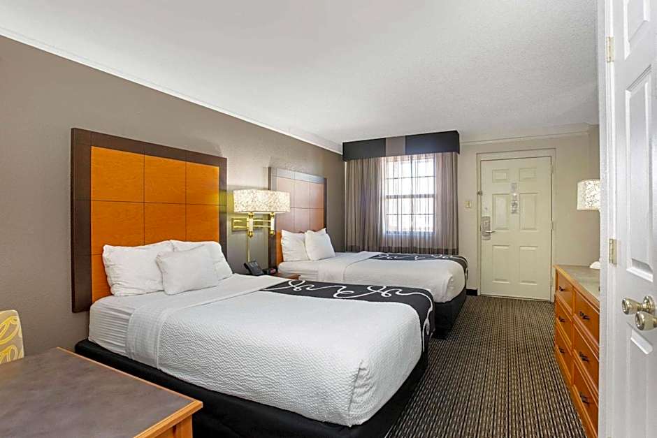 La Quinta Inn & Suites by Wyndham Denver  Golden