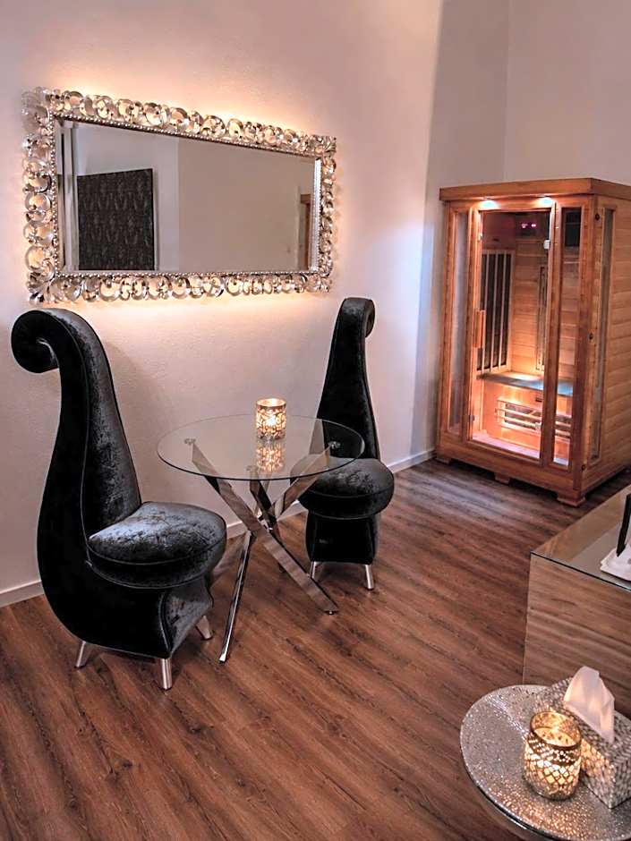 Privat-Spa mit Whirlpool und Sauna in Sursee