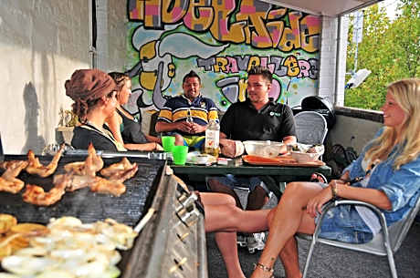 Adelaide Travellers Inn Backpackers Hostel