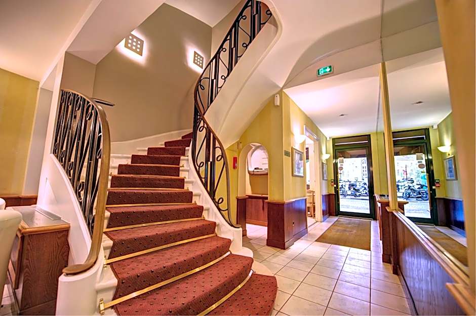 Hotel Du Midi Paris Montparnasse