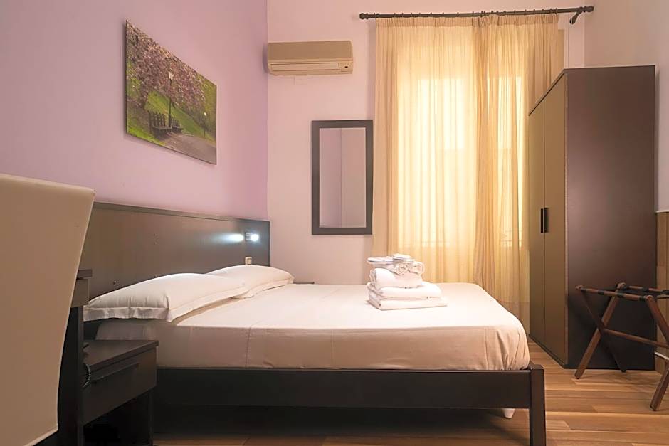 Hotel Tonic