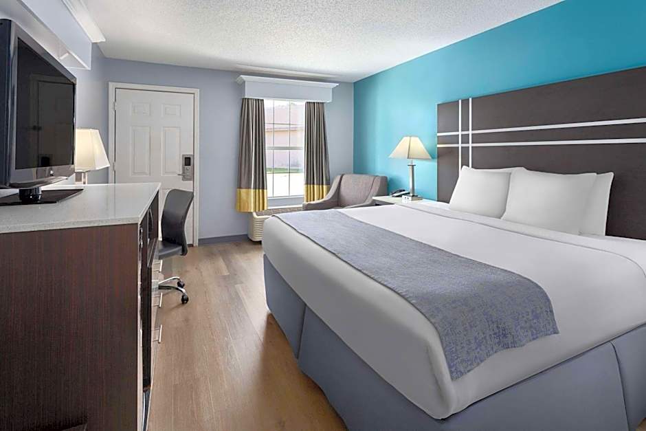 Baymont by Wyndham Brunswick GA