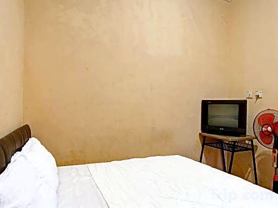 Hotel O Pelita StayNearAnugrah Sinar Lautan