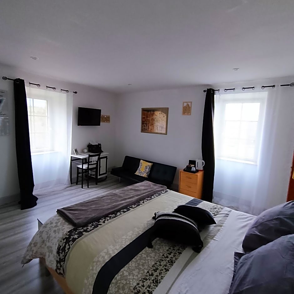 La Douce Parenthèse B&B entre bois et champs-Accueil motards