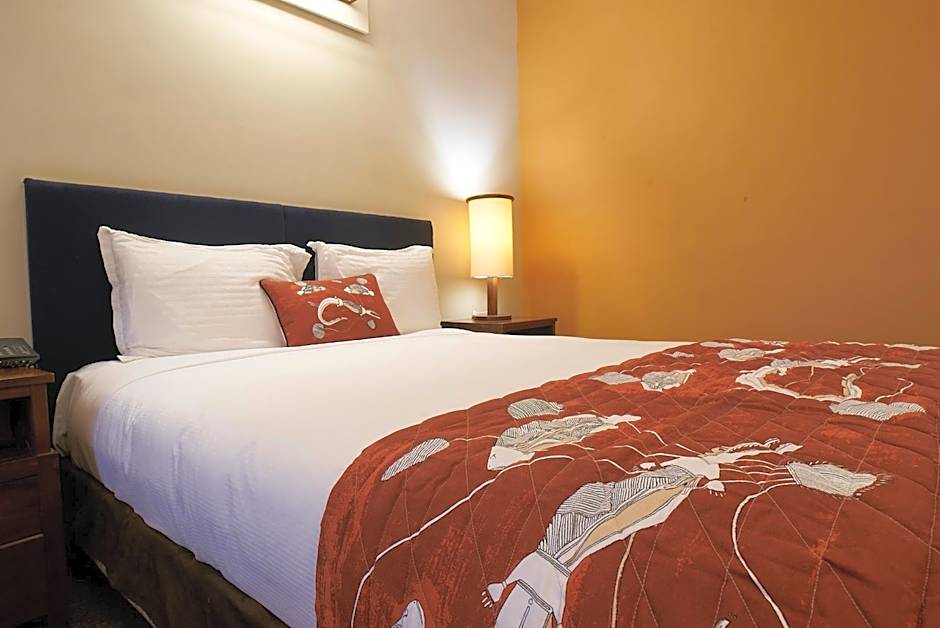 Mercure Kakadu Crocodile Hotel