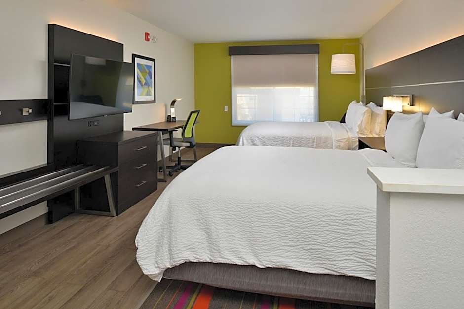 Holiday Inn Express Hotel & Suites Carthage By IHG