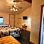 Nine Pines Motel