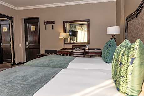 Standard Room with twin beds