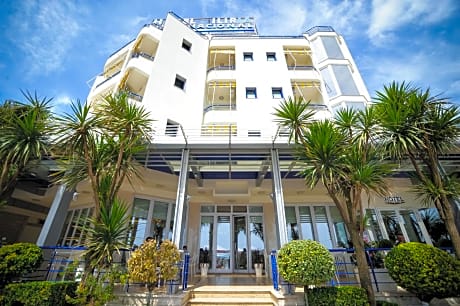 Iliria Internacional Hotel